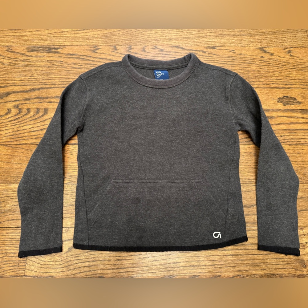 GapFit Kids Charcoal Performance Long Sleeve Top | Thumbholes | XS (4–5)